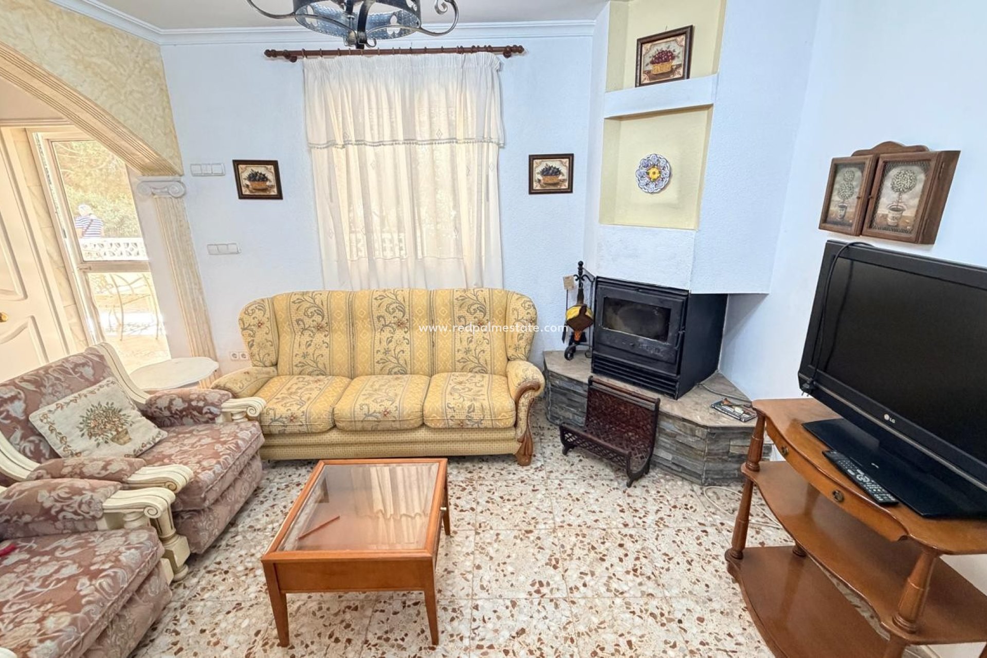 Revente - Villa -
Crevillente - Inland