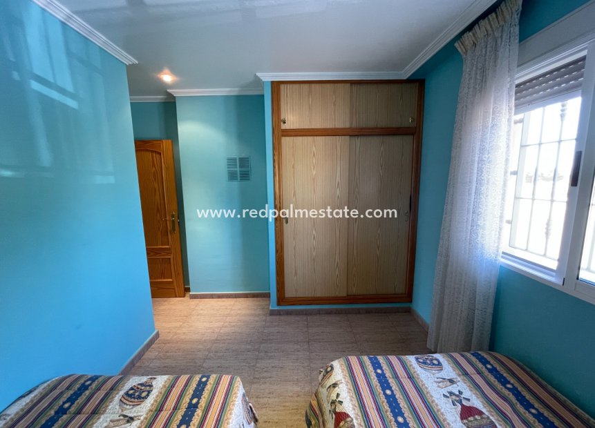 Revente - Villa -
Crevillente - Inland