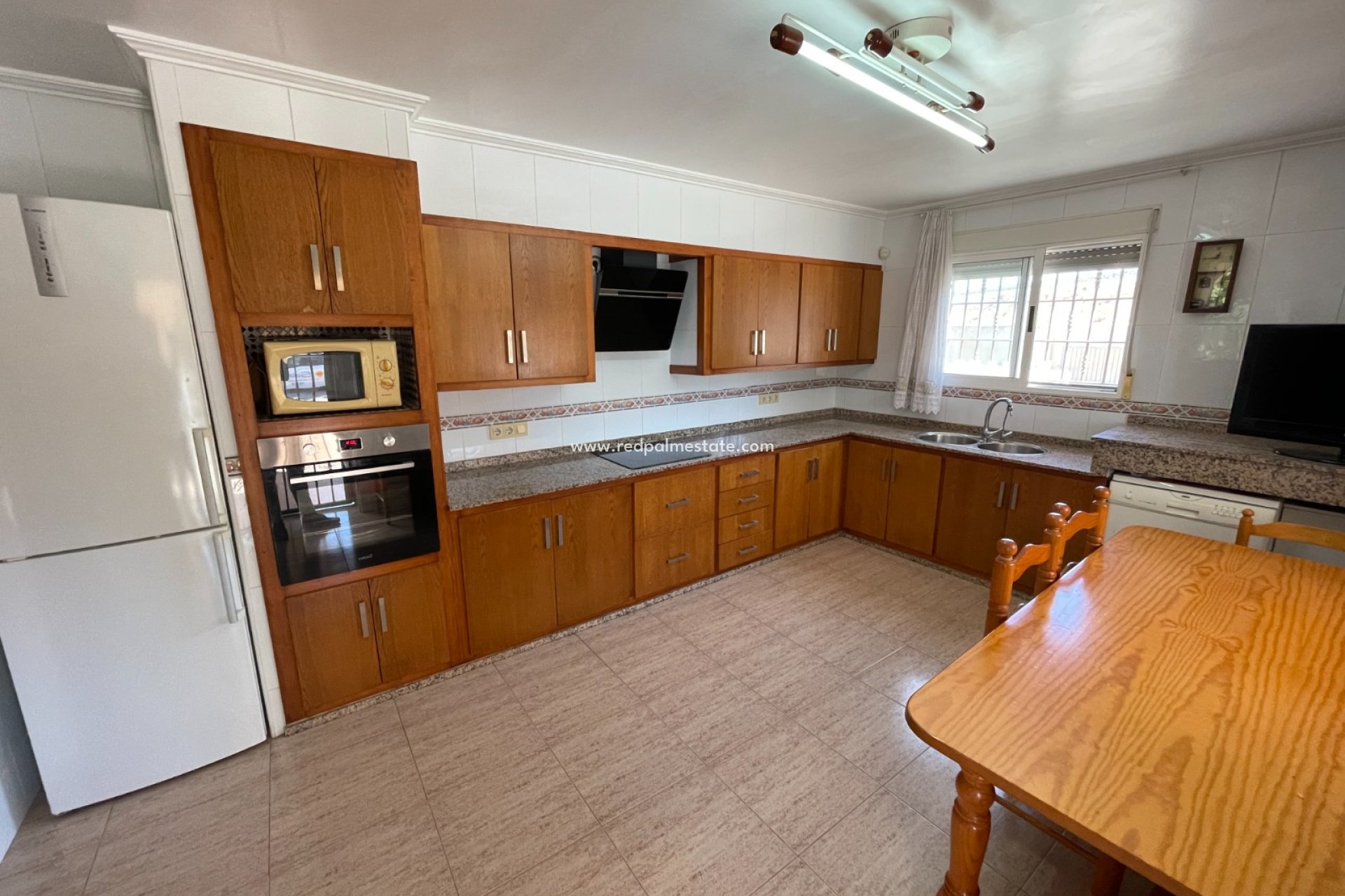 Revente - Villa -
Crevillente - Inland