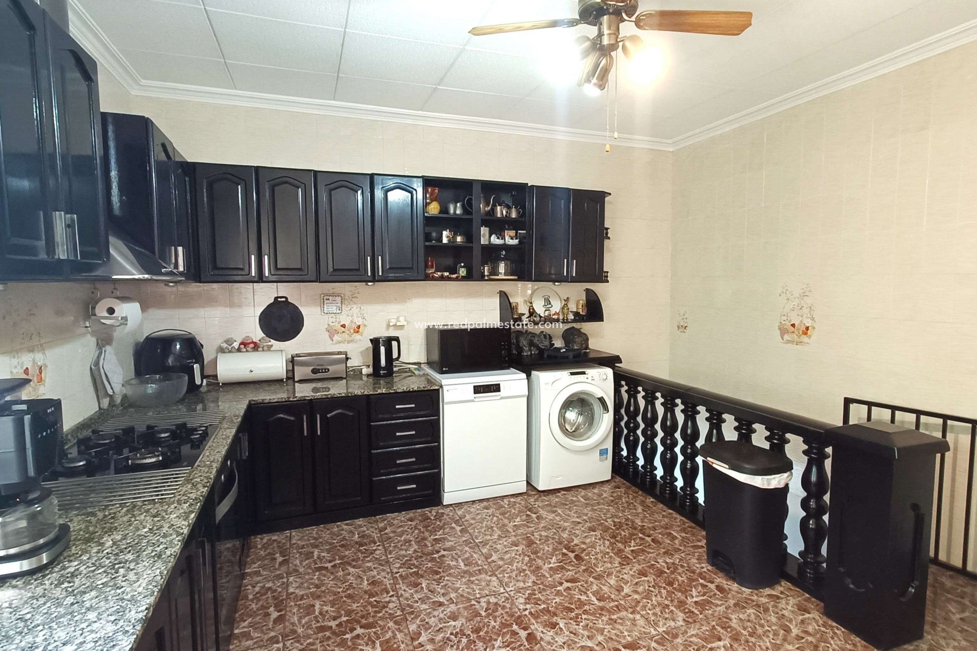 Revente - Villa -
Crevillente - Inland