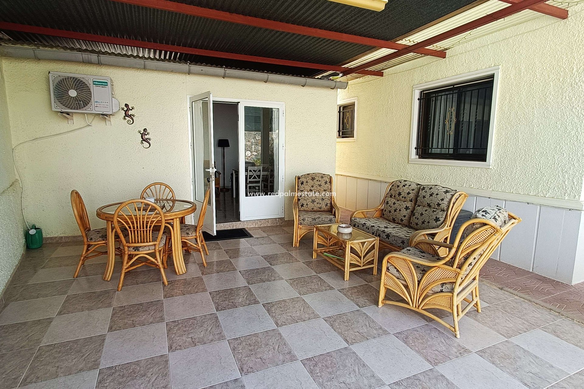 Revente - Villa -
Crevillente - Inland