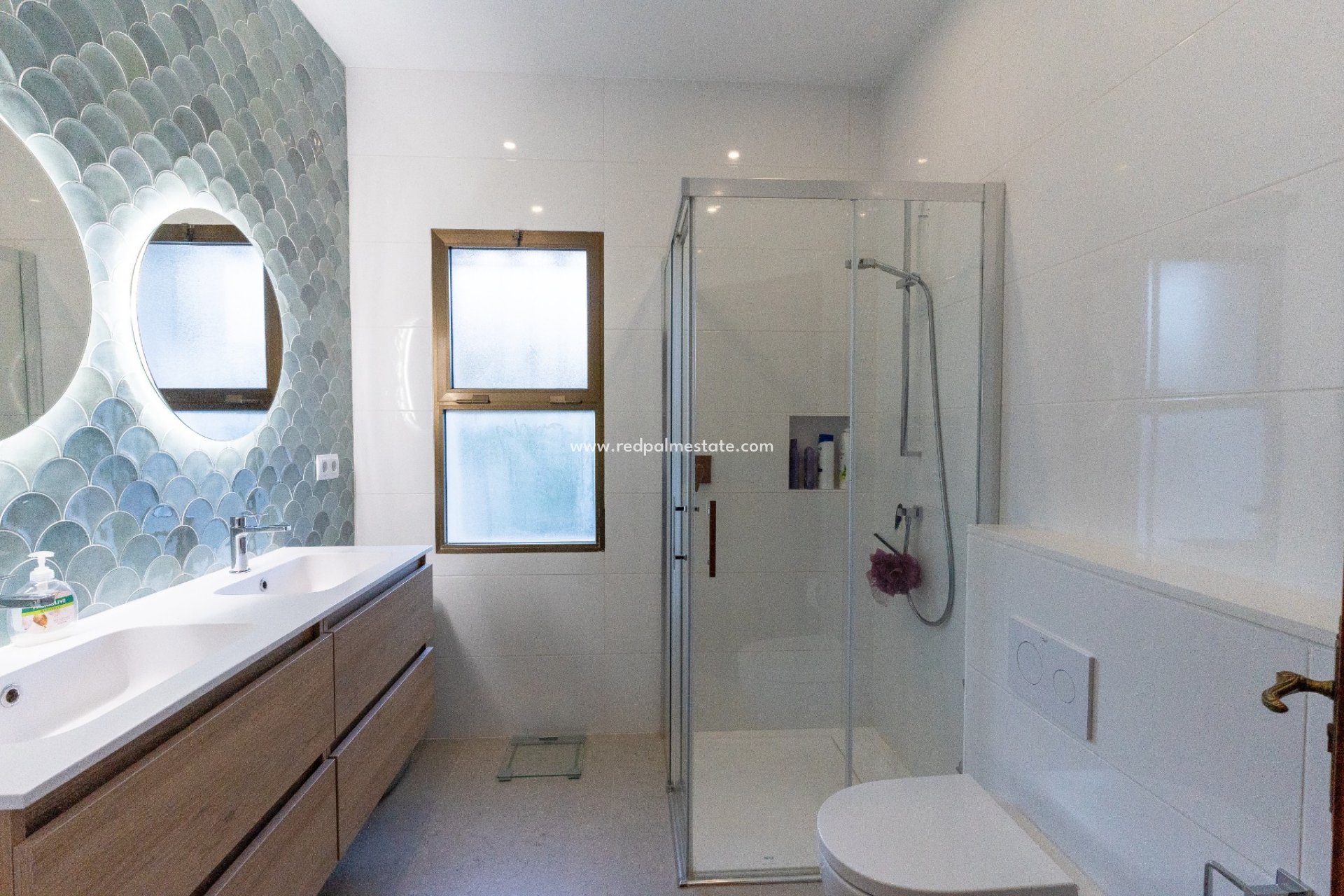 Revente - Villa -
Denia