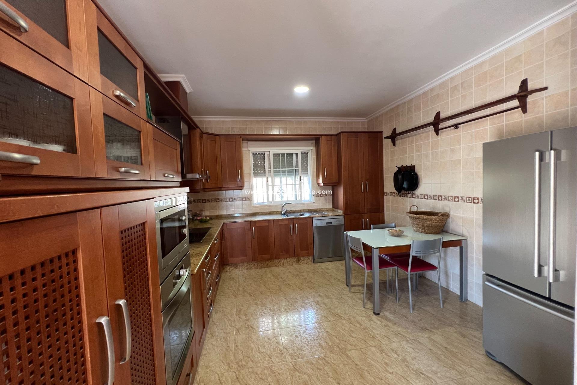 Revente - Villa -
Dolores - Cmno. Escorredor