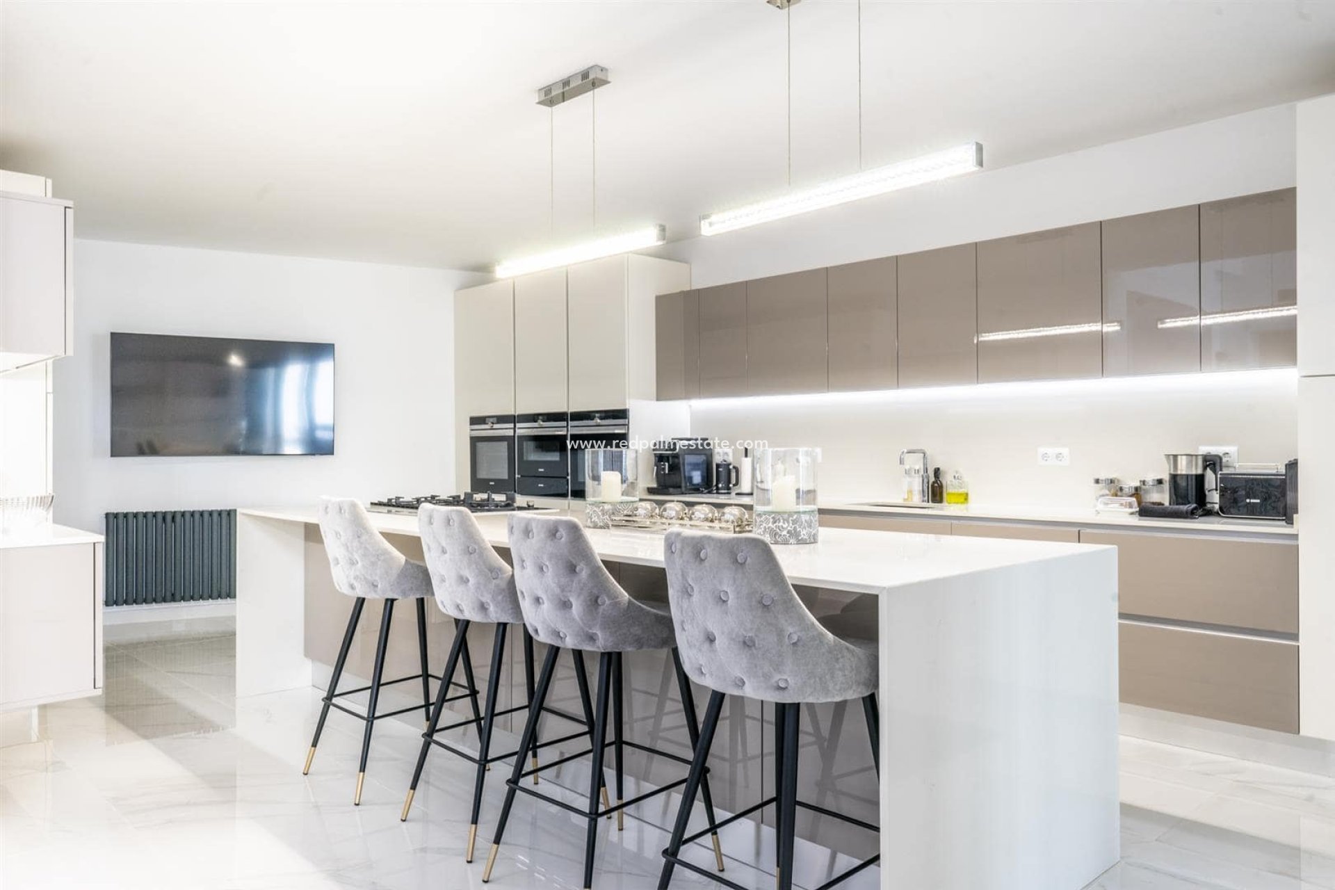 Revente - Villa -
El Valle Golf Resort - Inland