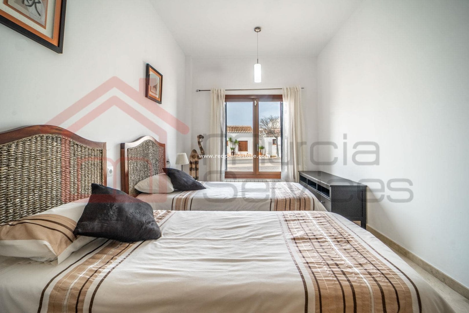 Revente - Villa -
El Valle Golf Resort - Inland
