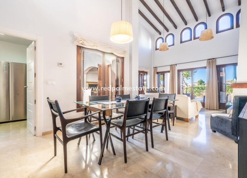 Revente - Villa -
El Valle Golf Resort - Inland