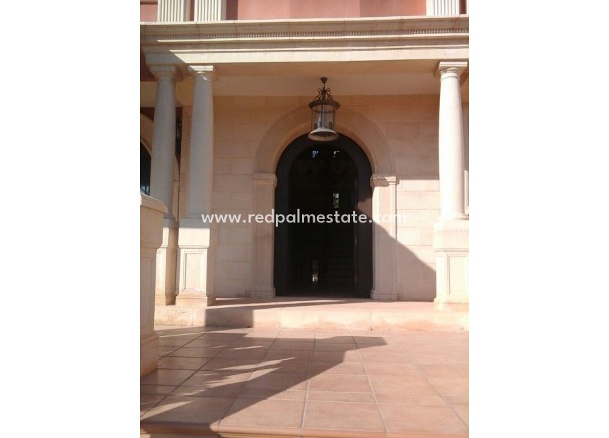 Revente - Villa -
Elche - Costa Blanca