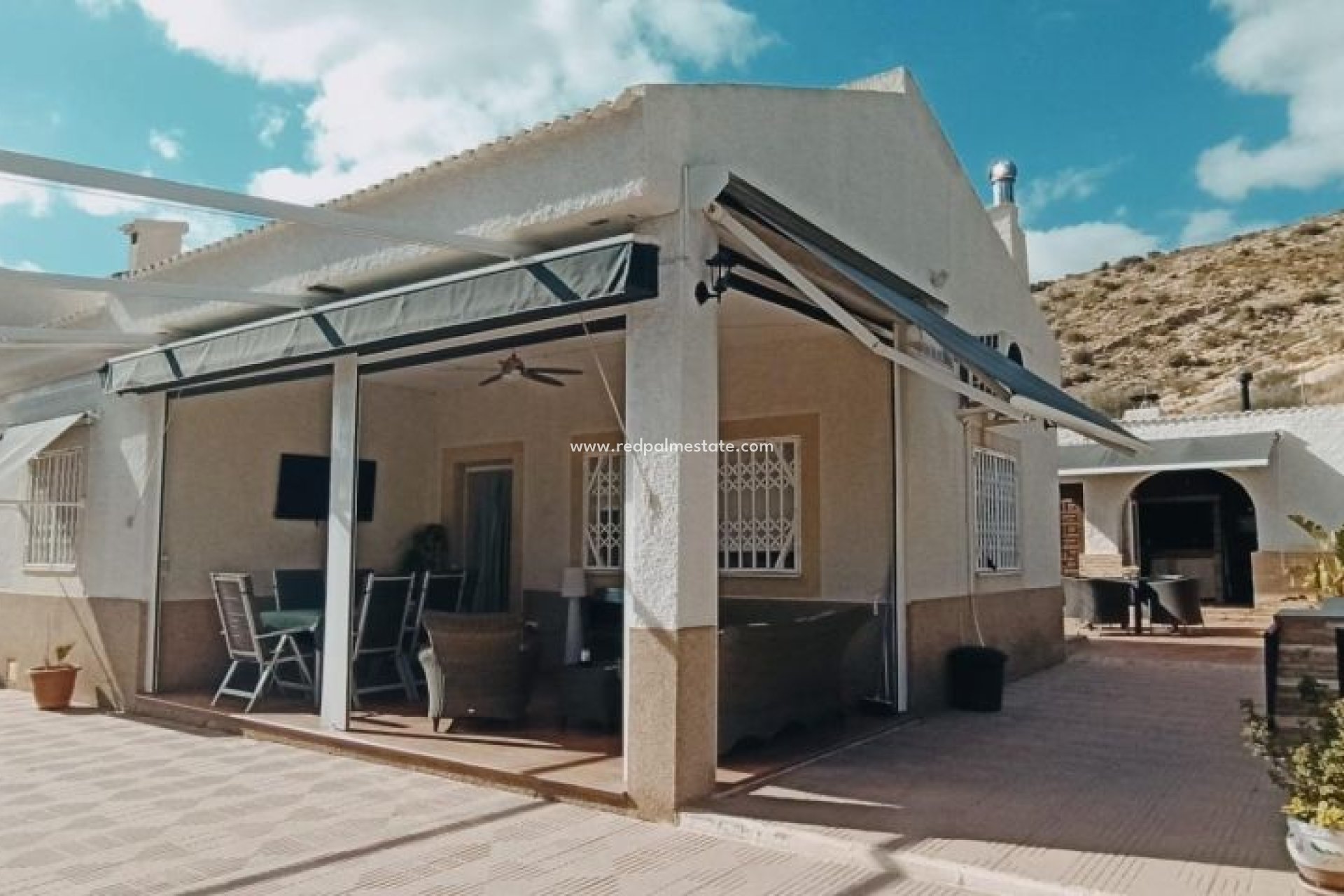 Revente - Villa -
Elche - Costa Blanca