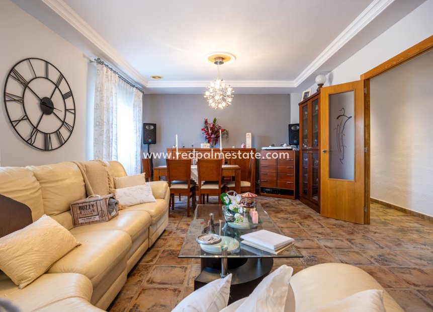 Revente - Villa -
Elche - Costa Blanca