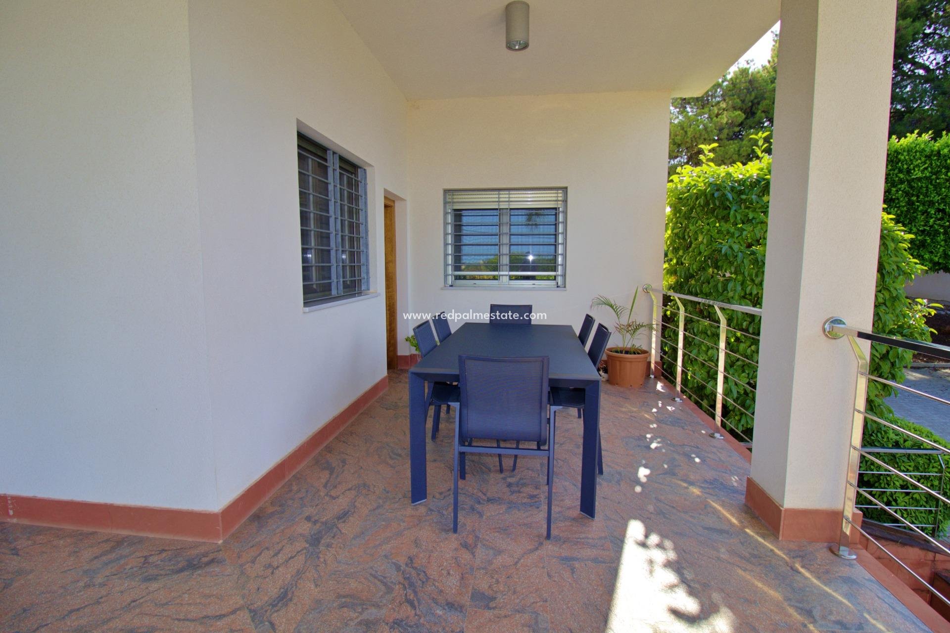 Revente - Villa -
Elche - Peña las Águilas