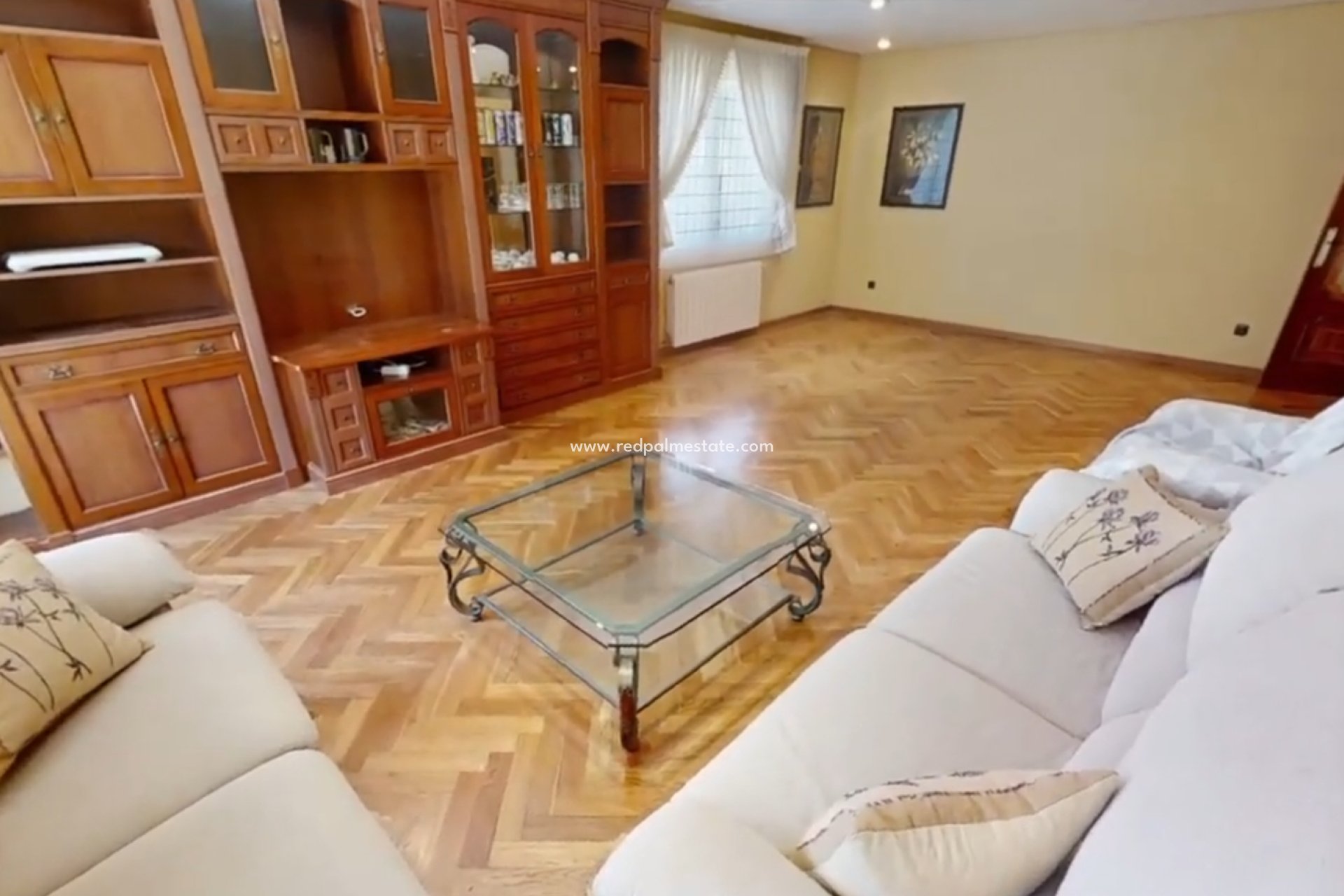 Revente - Villa -
Elda - Inland