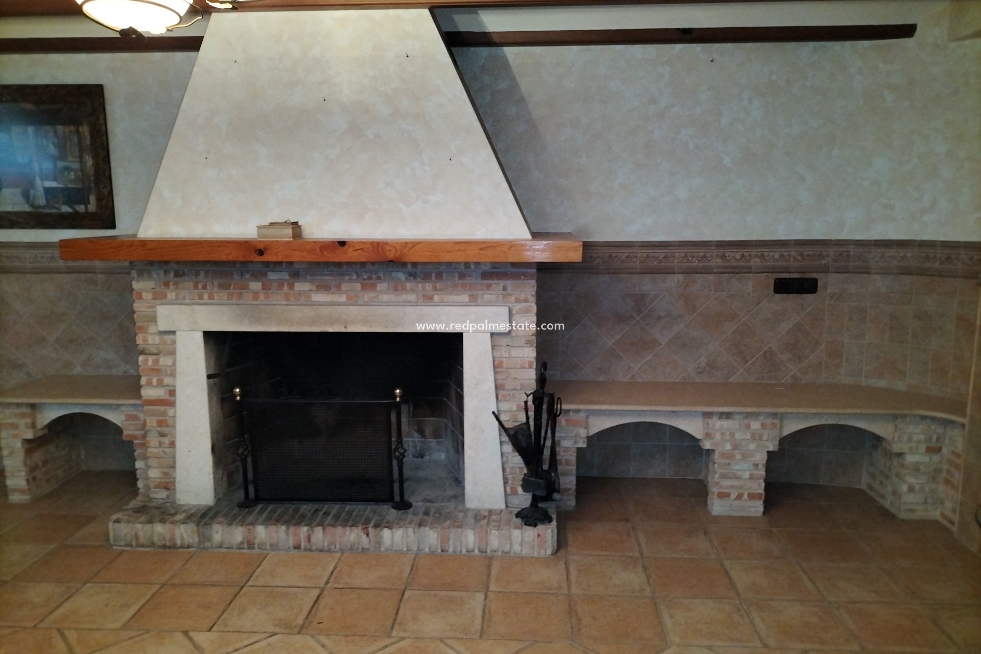 Revente - Villa -
Elda - Inland