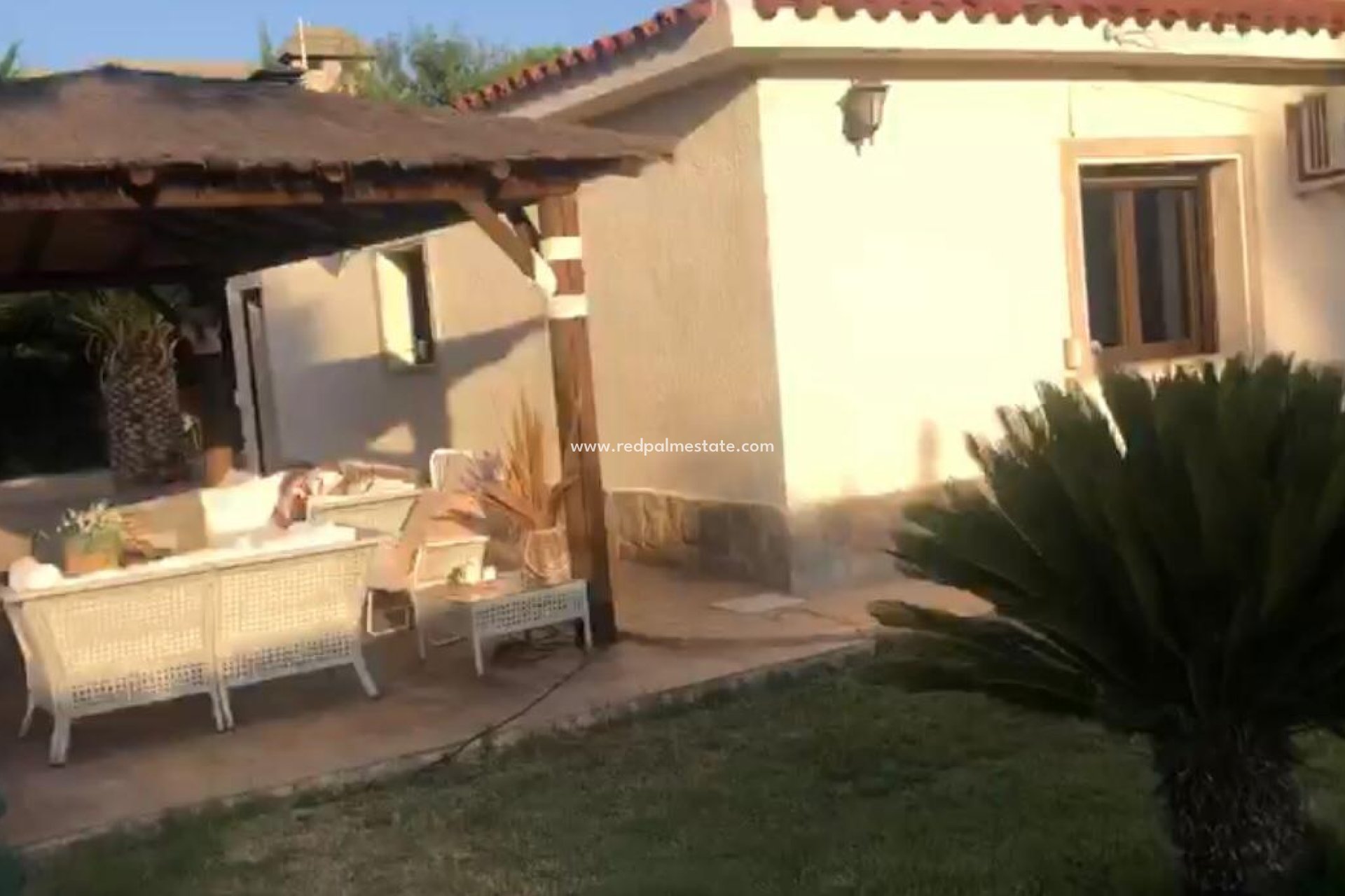 Revente - Villa -
Elda - Inland