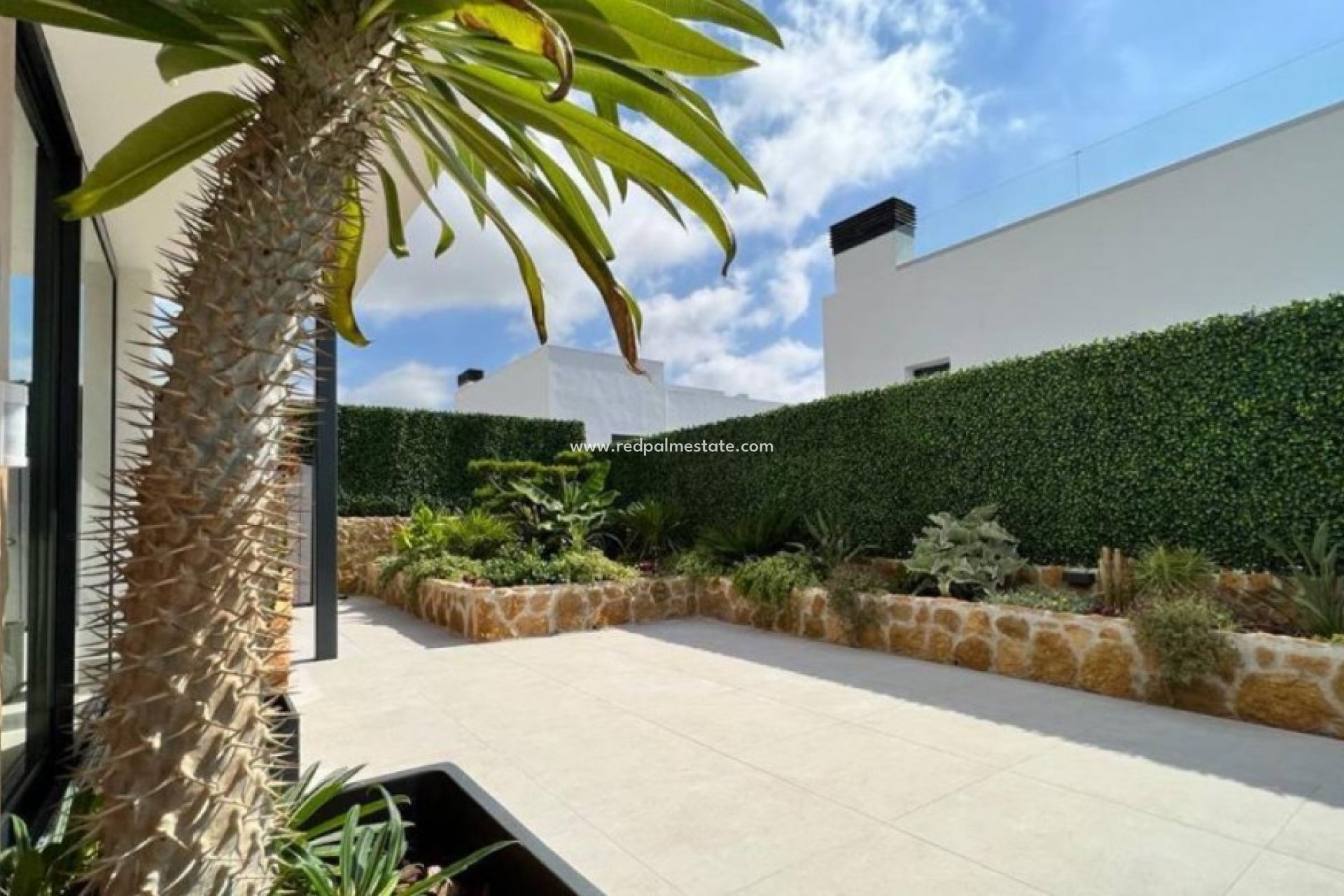 Revente - Villa -
Finestrat