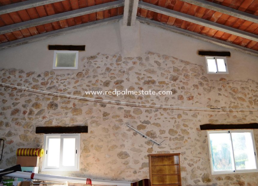 Revente - Villa -
Gata de Gorgos - Inland