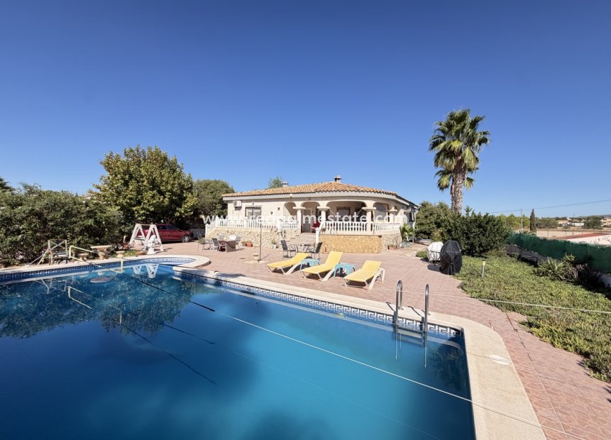 Revente - Villa -
Gea de Truyols