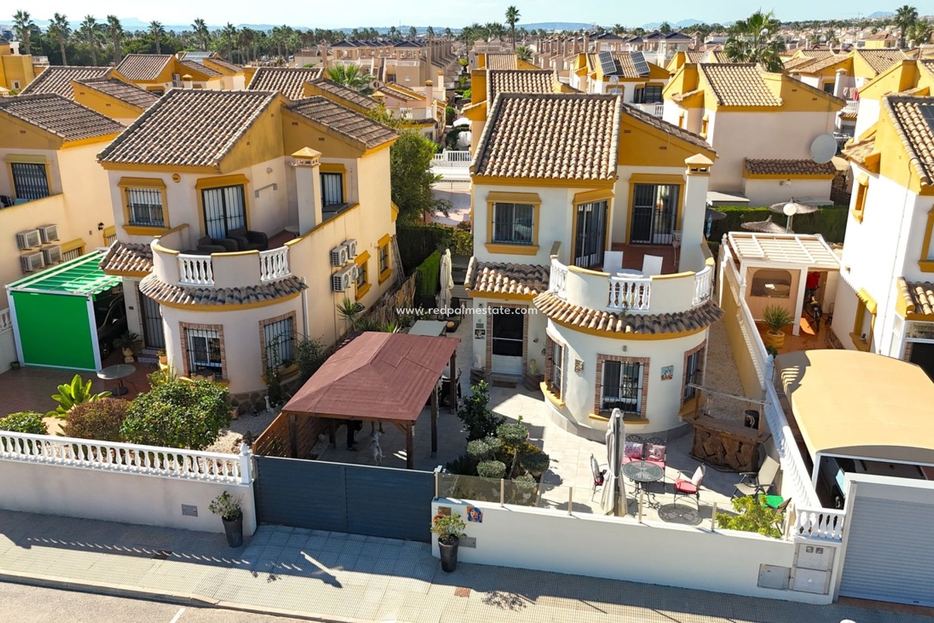 Revente - Villa -
Guardamar del Segura - Guardamar