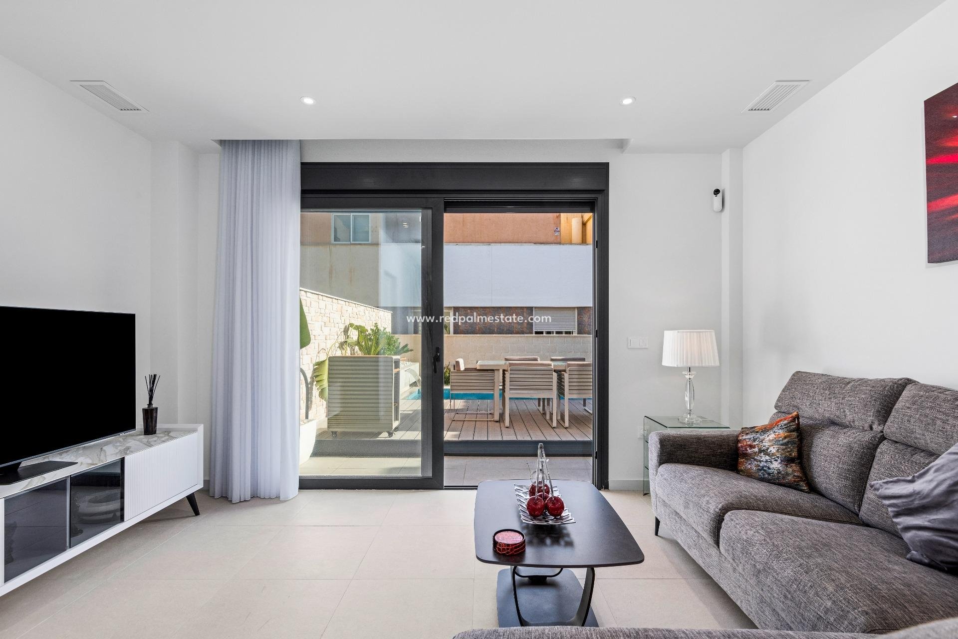 Revente - Villa -
Guardamar del Segura - Guardamar