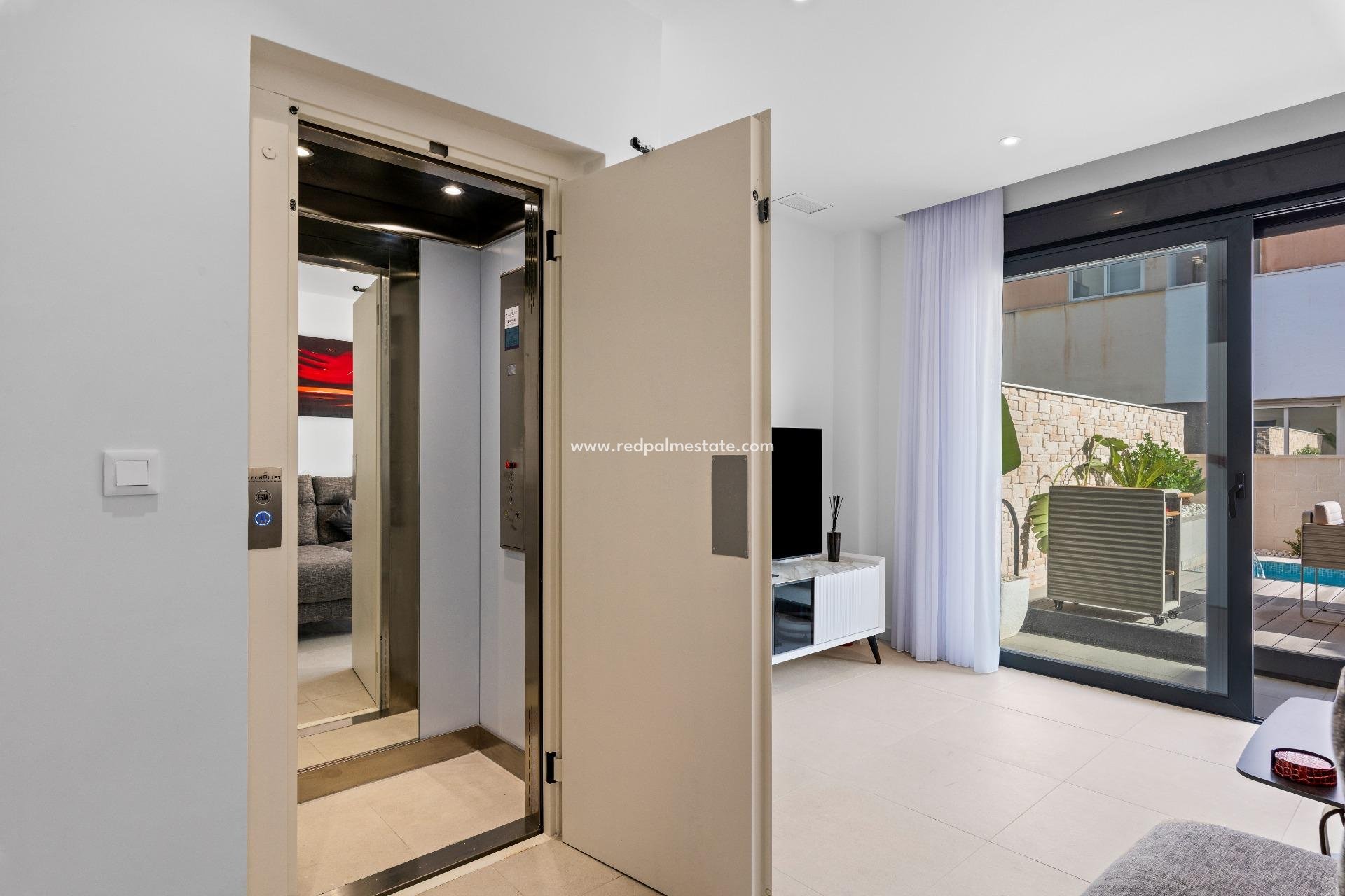 Revente - Villa -
Guardamar del Segura - Guardamar