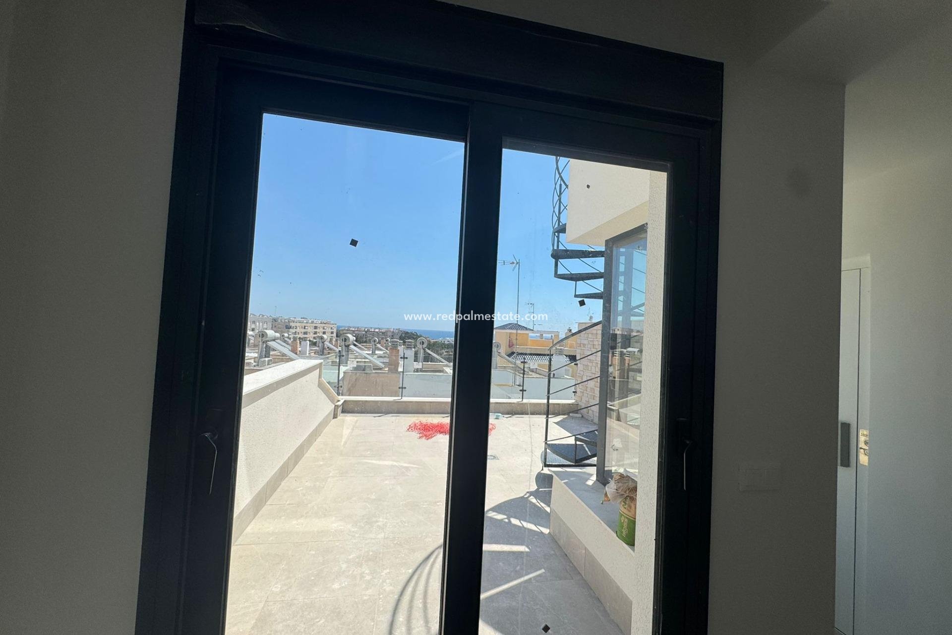 Revente - Villa -
Guardamar del Segura - Guardamar