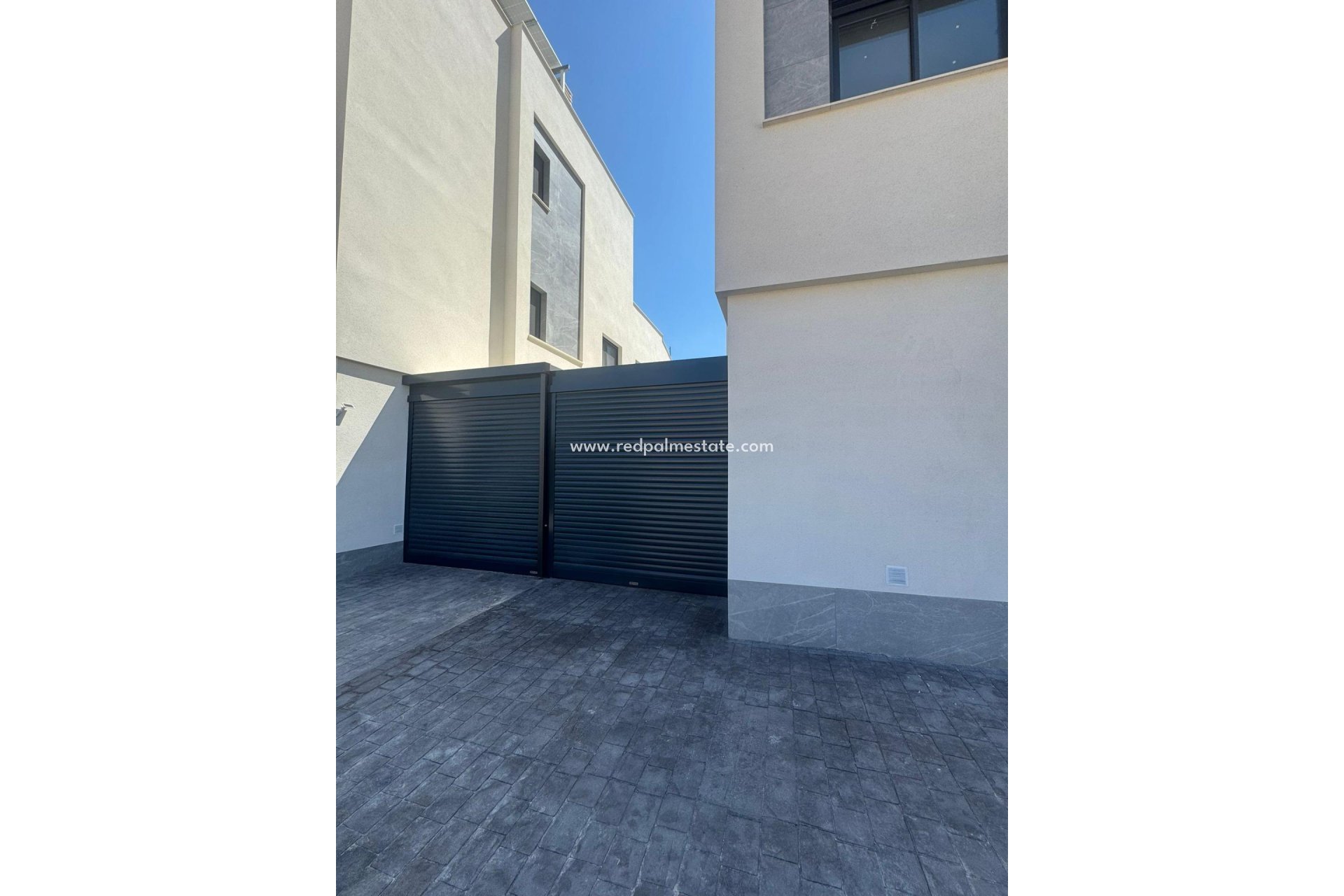 Revente - Villa -
Guardamar del Segura - Guardamar