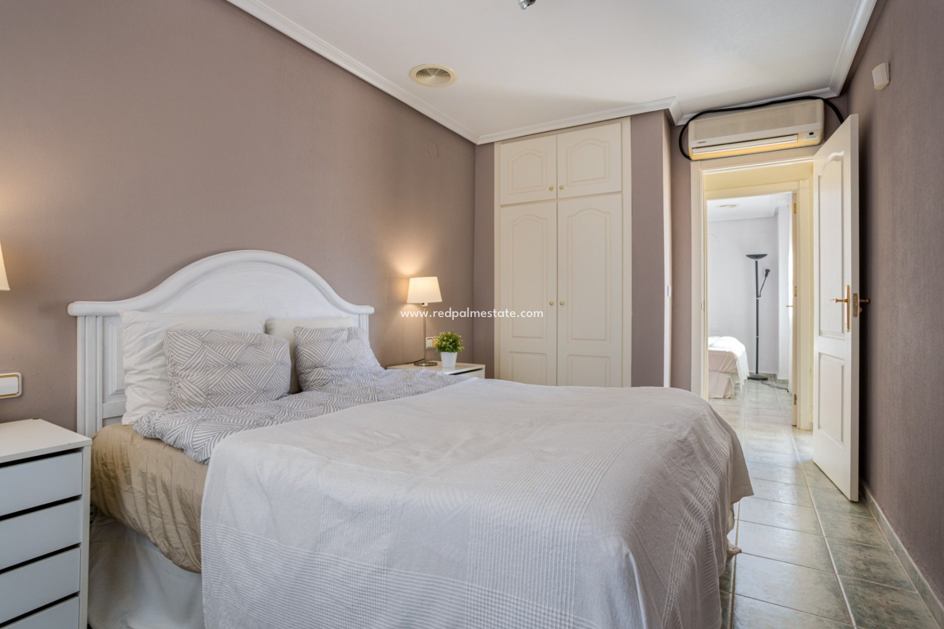 Revente - Villa -
Guardamar del Segura - Guardamar