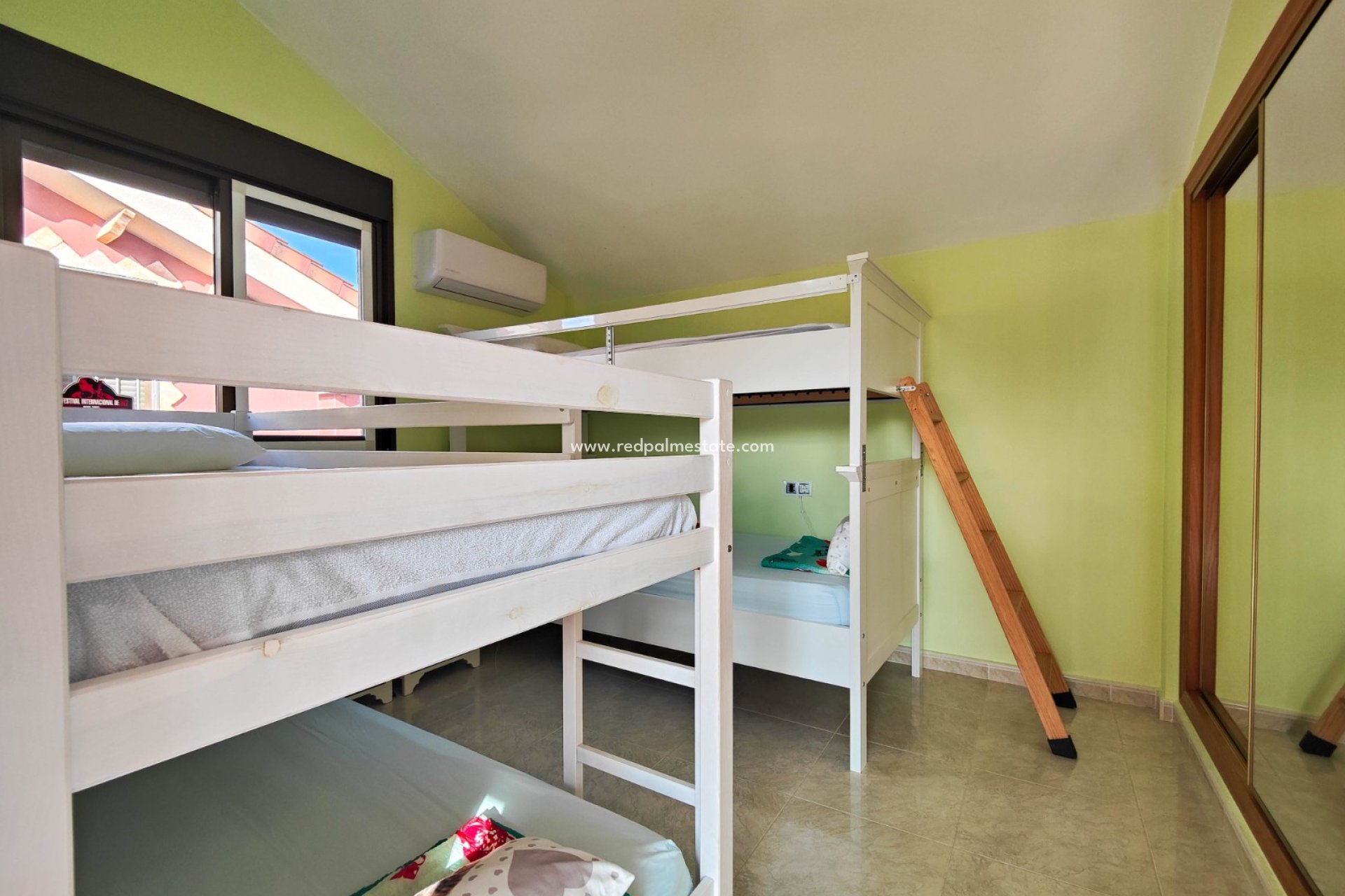 Revente - Villa -
Guardamar del Segura - Guardamar