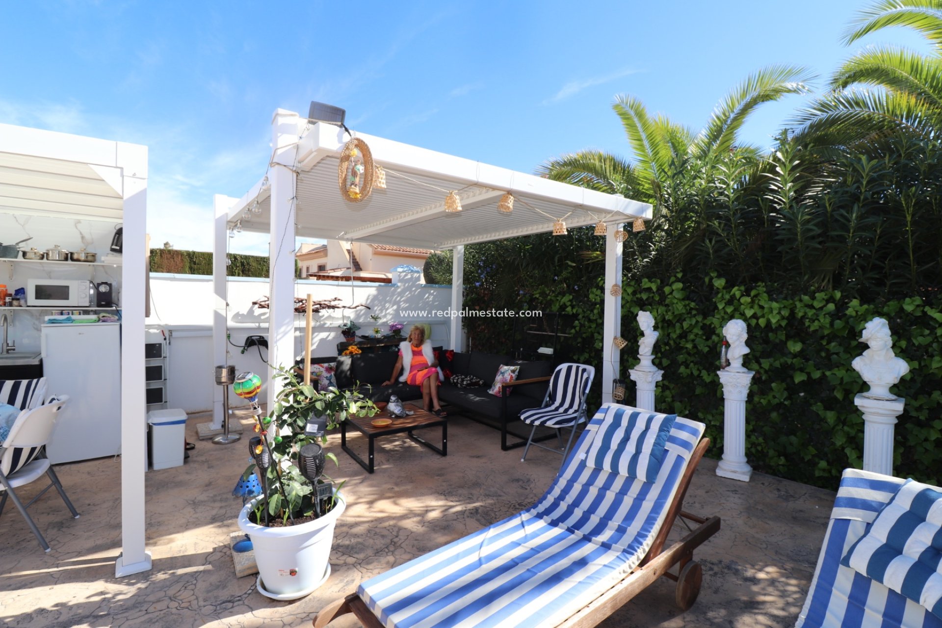 Revente - Villa -
Hondón de las Nieves - Inland