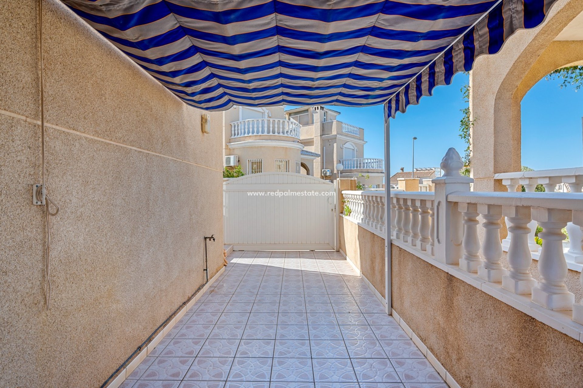 Revente - Villa Individuelle -
Orihuela Costa - Inland