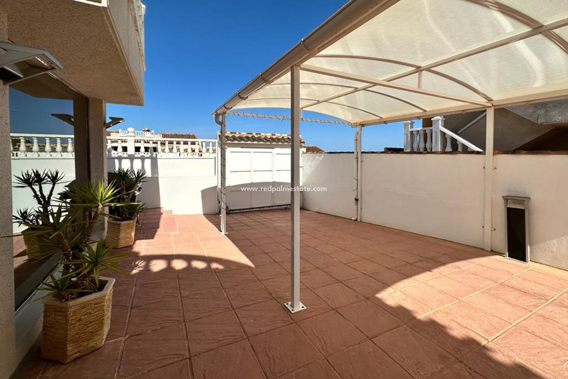 Revente - Villa Individuelle -
San Miguel de Salinas - Inland