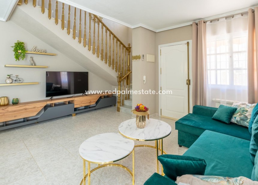 Revente - Villa Individuelle -
Torrevieja - Punta Prima