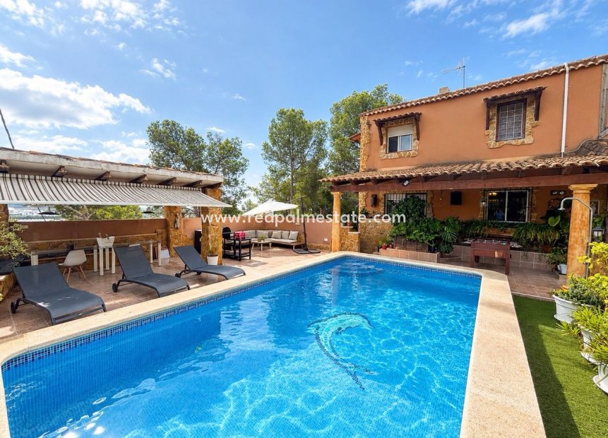 Revente - Villa -
Jacarilla - Inland