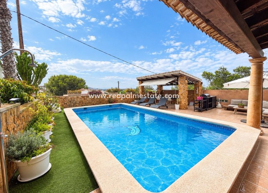 Revente - Villa -
Jacarilla - Inland