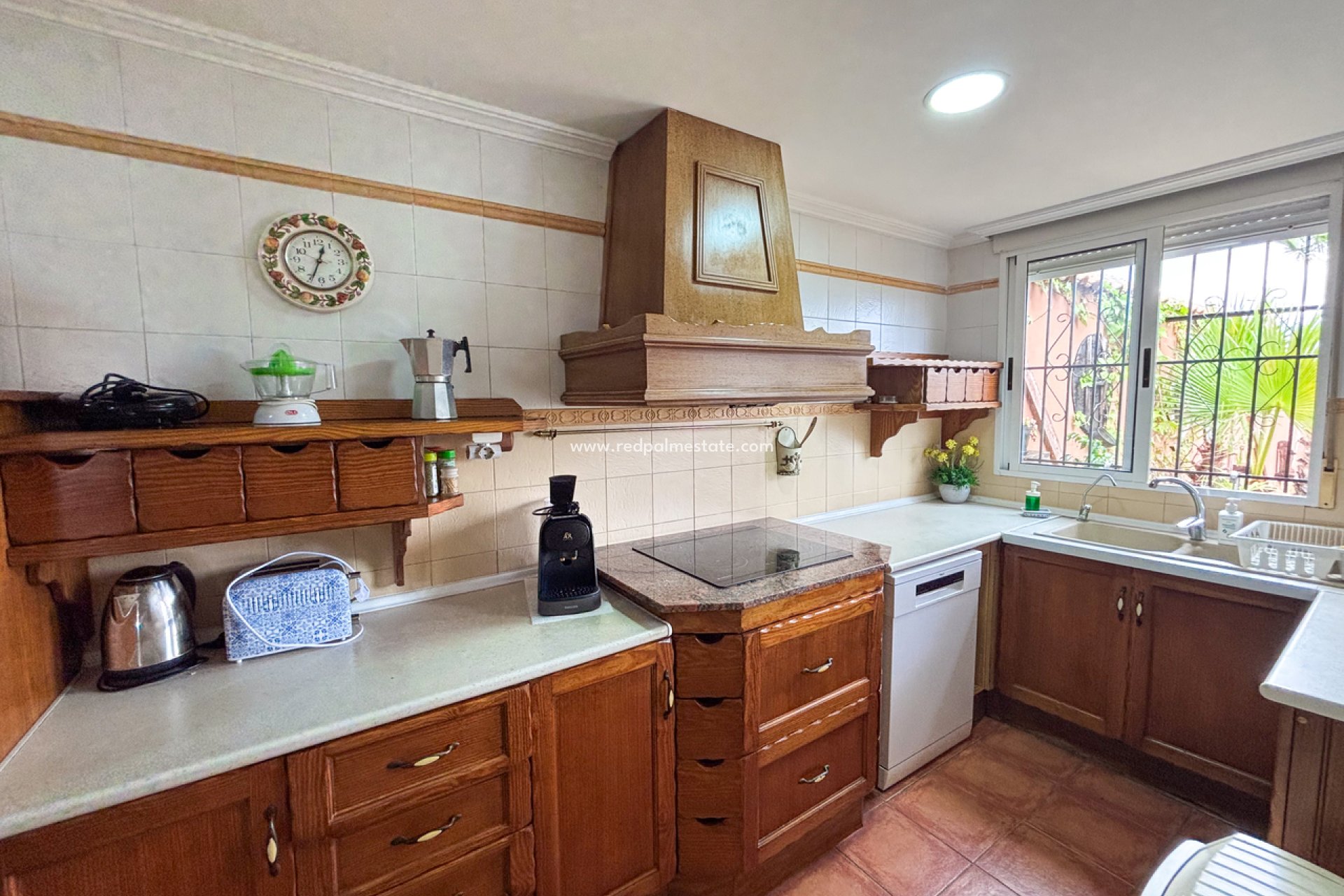 Revente - Villa -
Jacarilla - Inland