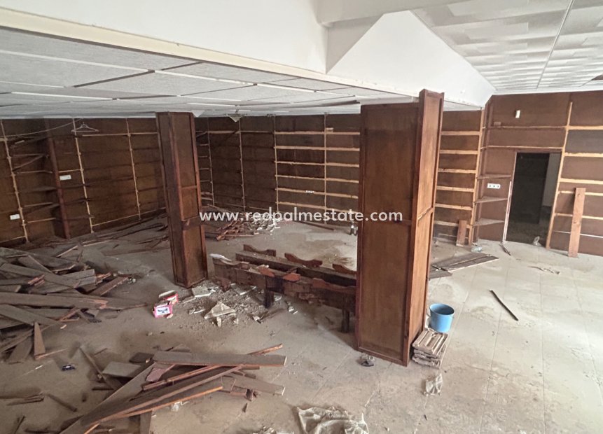 Revente - Villa -
Jacarilla - Inland