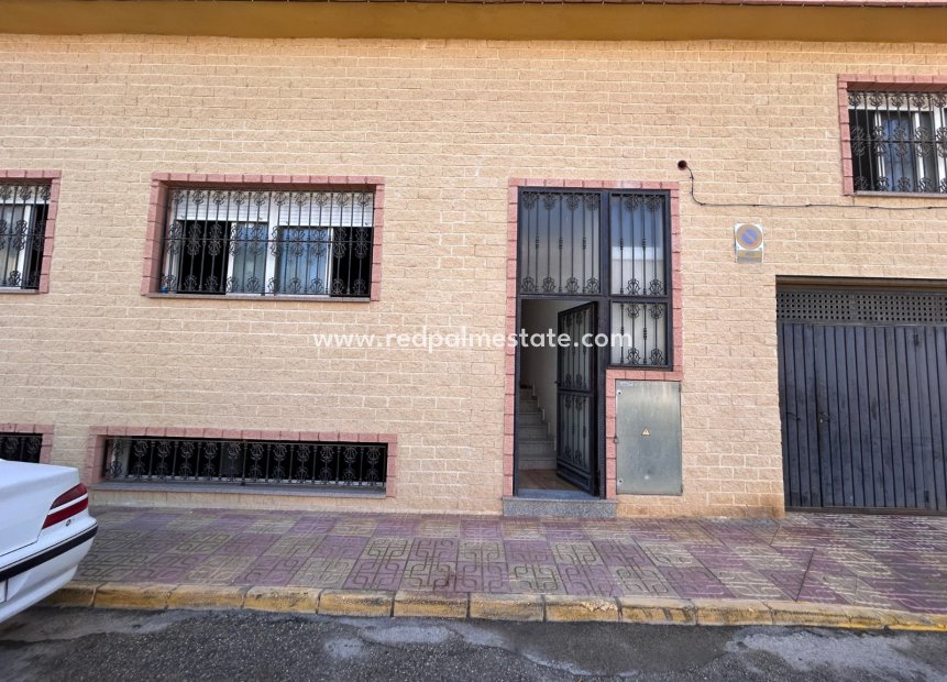 Revente - Villa -
Jacarilla - Inland