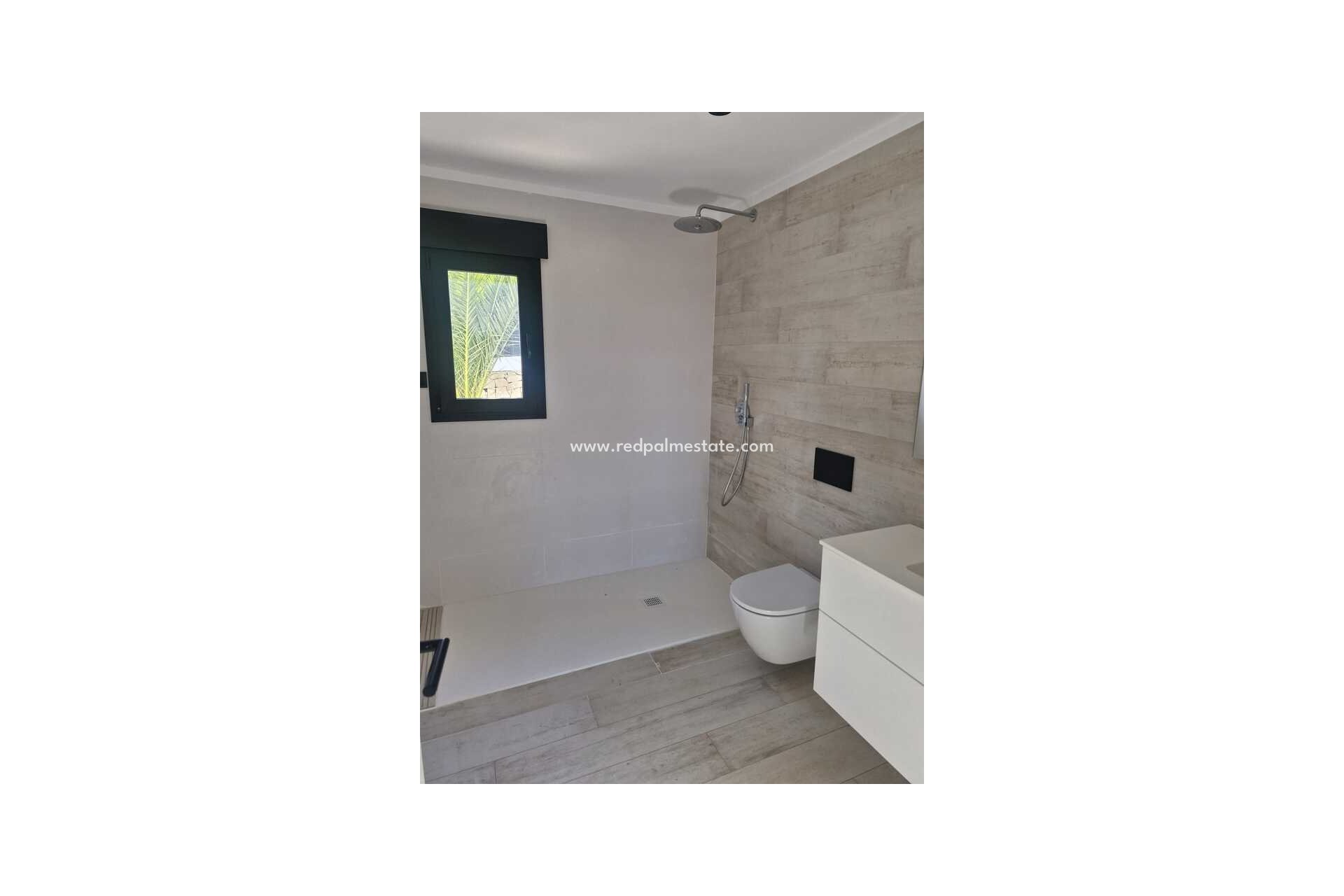 Revente - Villa -
Jávea