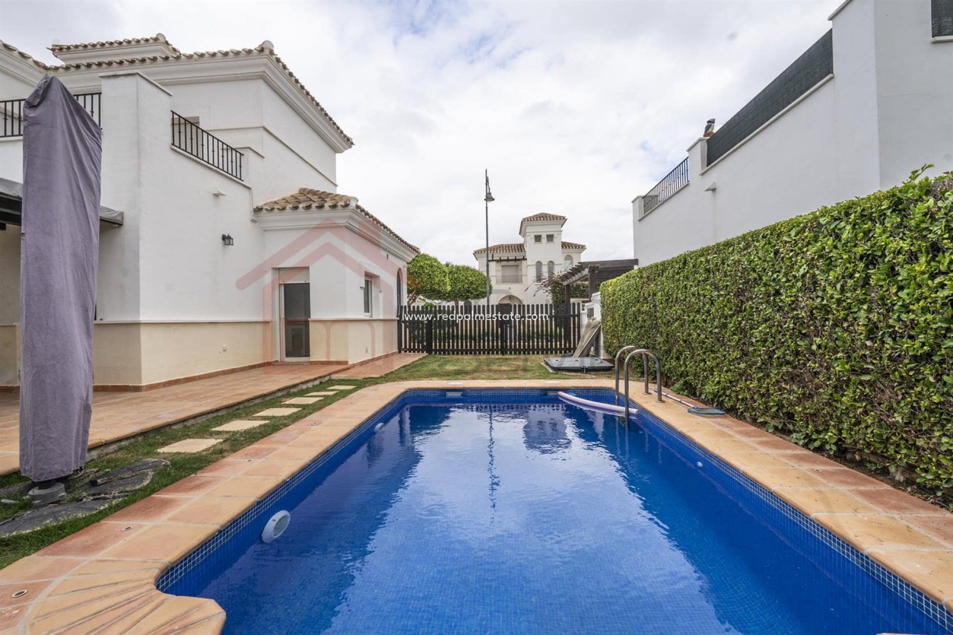 Revente - Villa -
La Torre Golf Resort - Inland