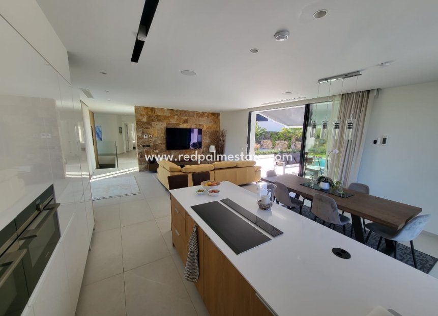 Revente - Villa -
Las Colinas - Las Colinas Golf