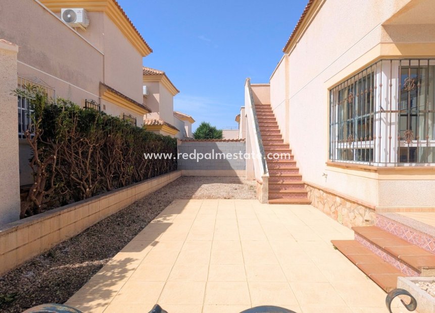 Revente - Villa -
Lo Crispin