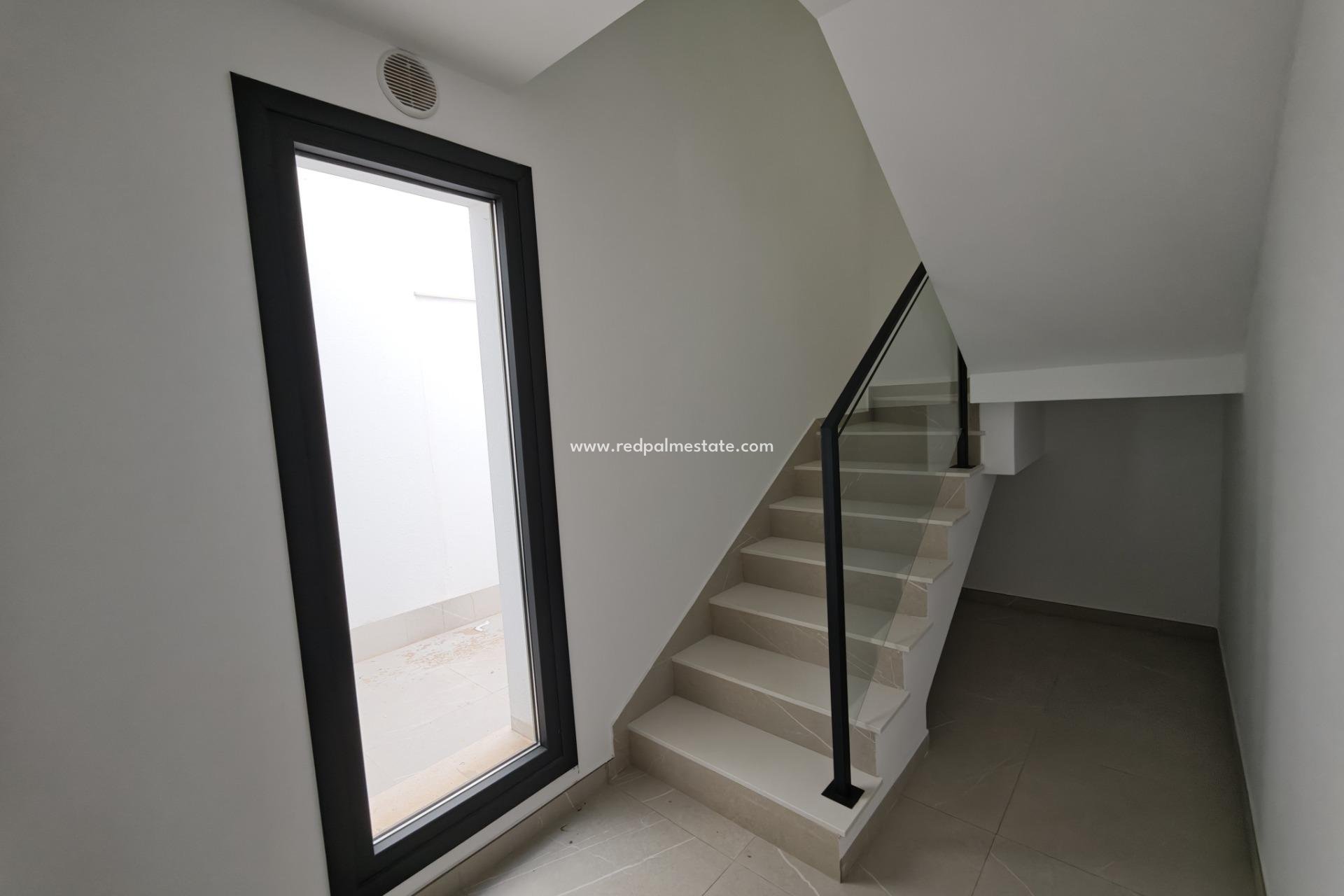 Revente - Villa -
Los Alczares - Santa Rosalia