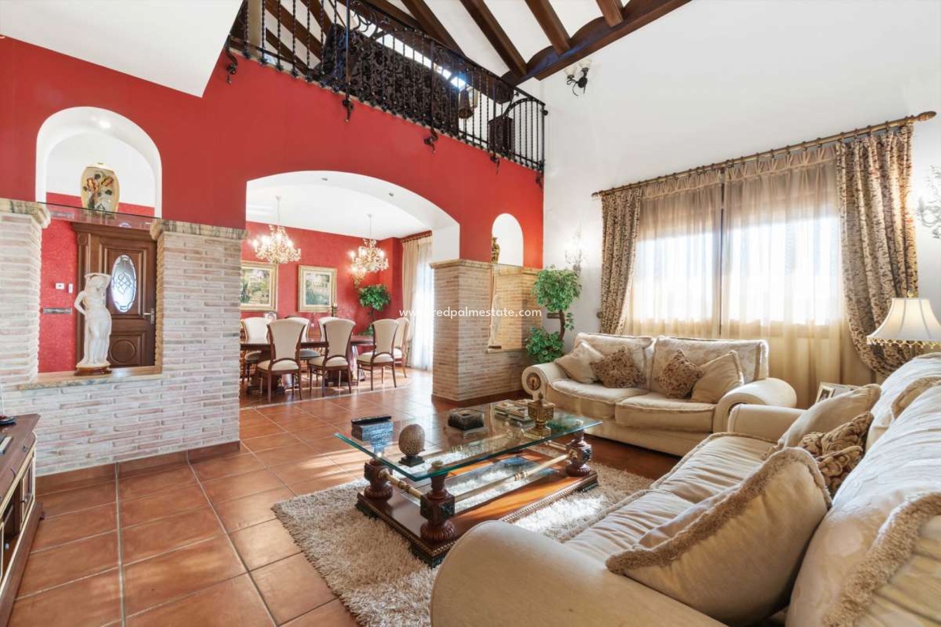Revente - Villa -
Molins - Inland