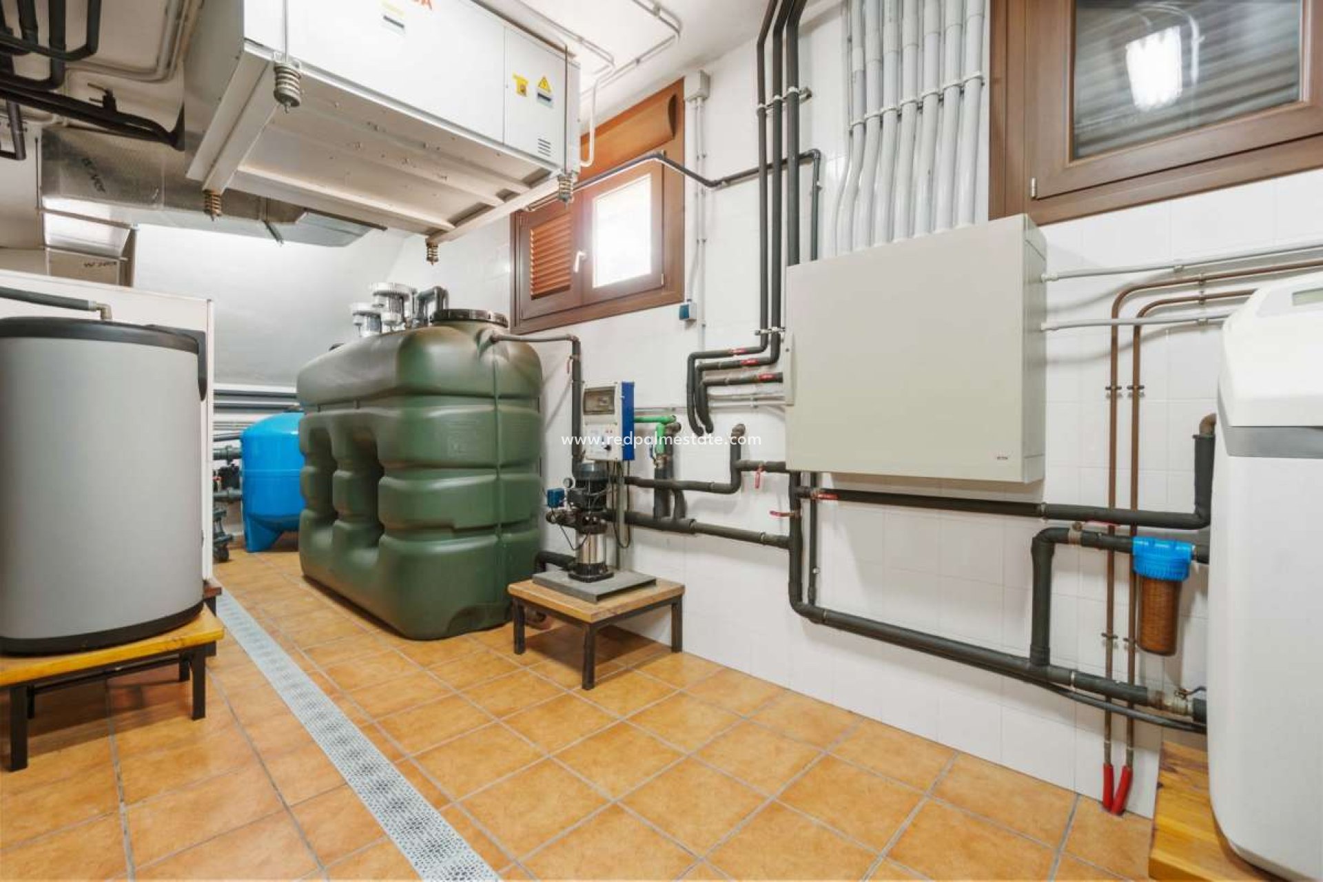 Revente - Villa -
Molins - Inland
