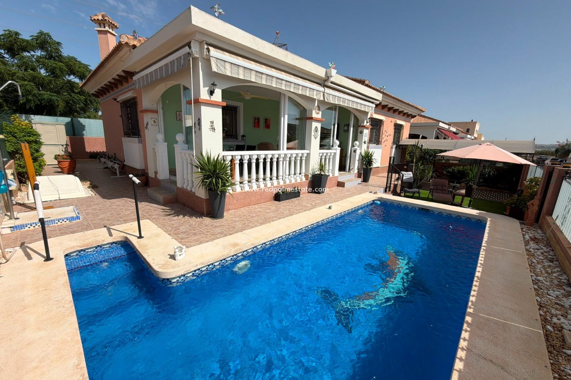 Revente - Villa -
Montesinos - La Herada