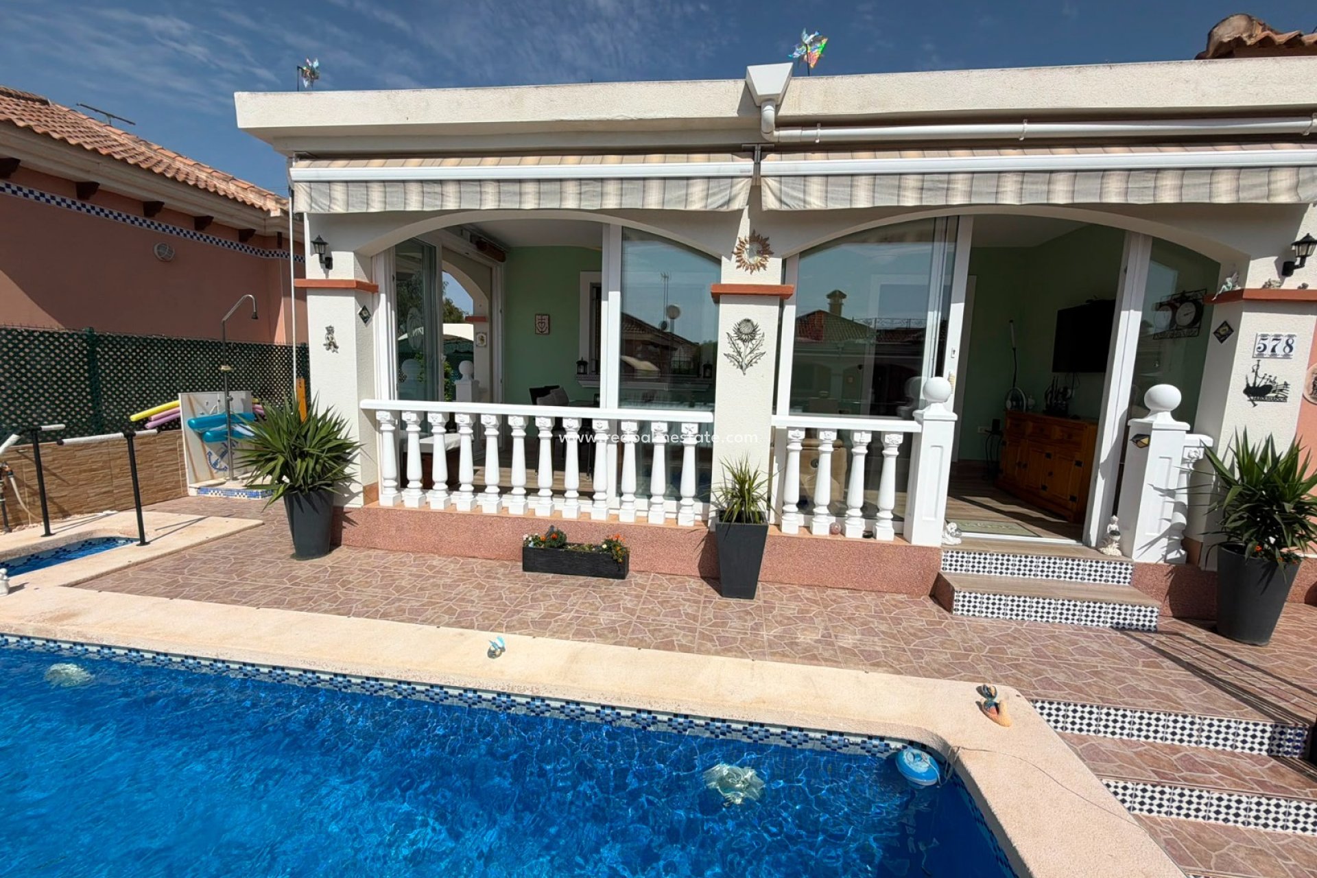 Revente - Villa -
Montesinos - La Herada