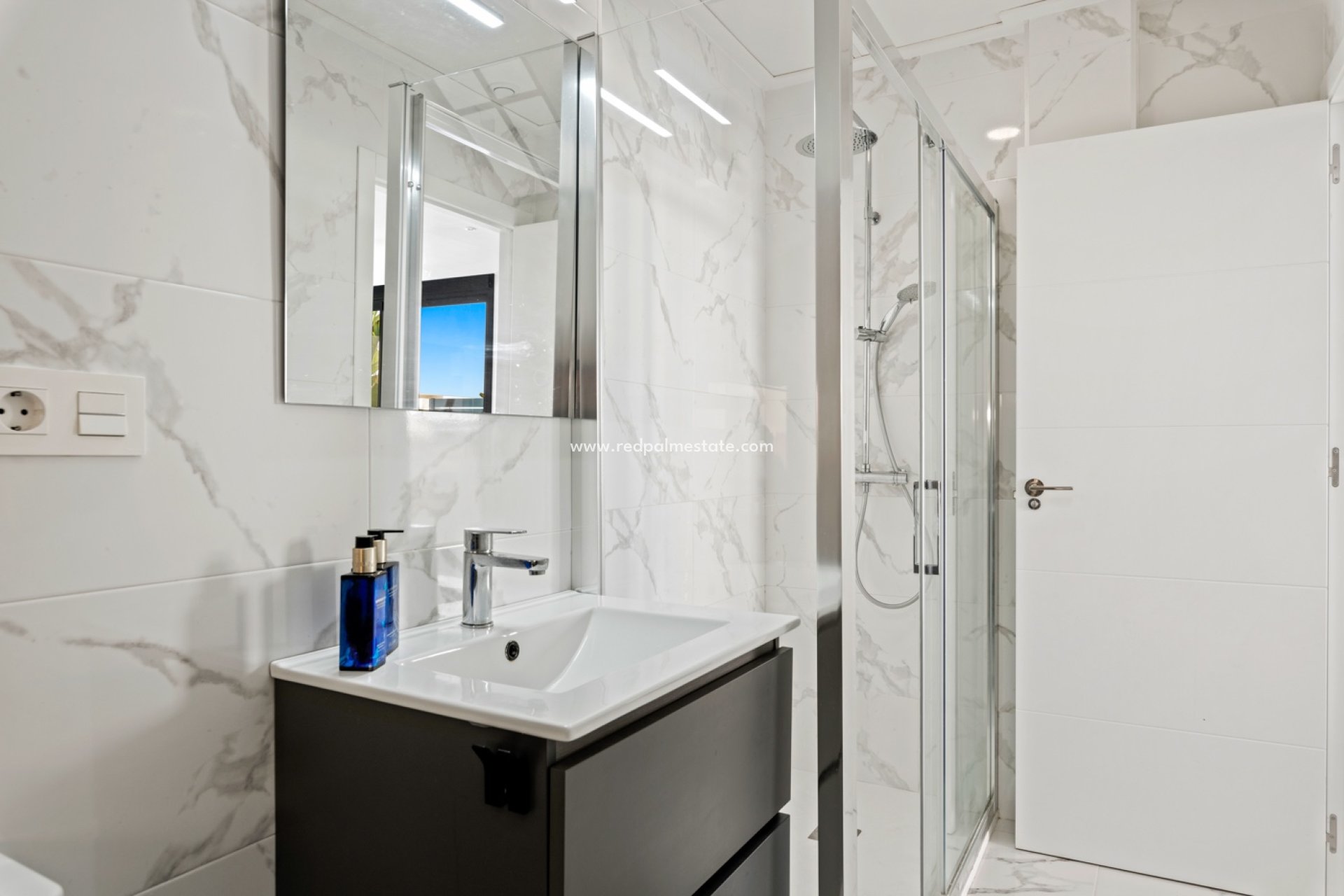 Revente - Villa -
Montesinos - La Herada