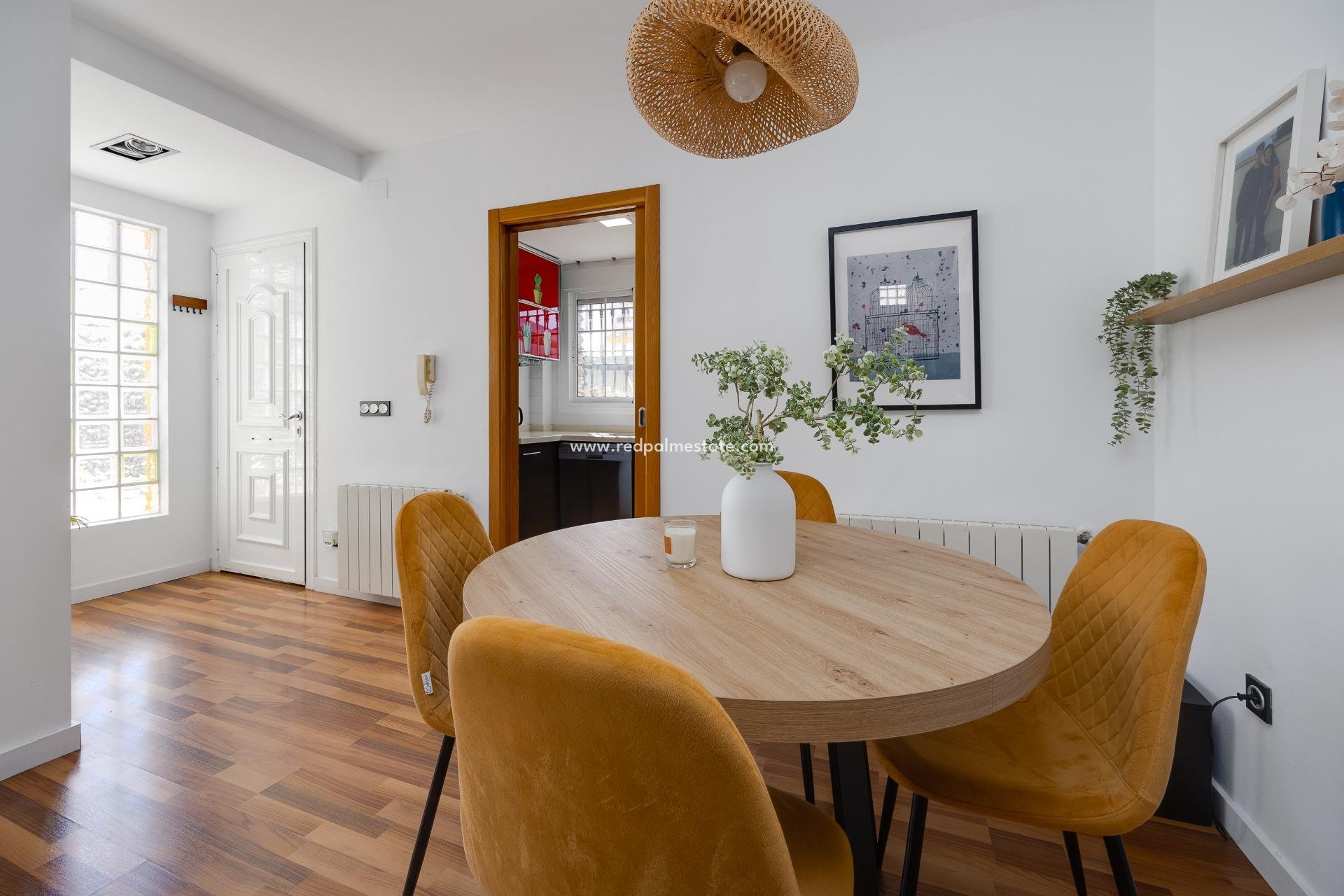 Revente - Villa -
Montesinos - La Herada