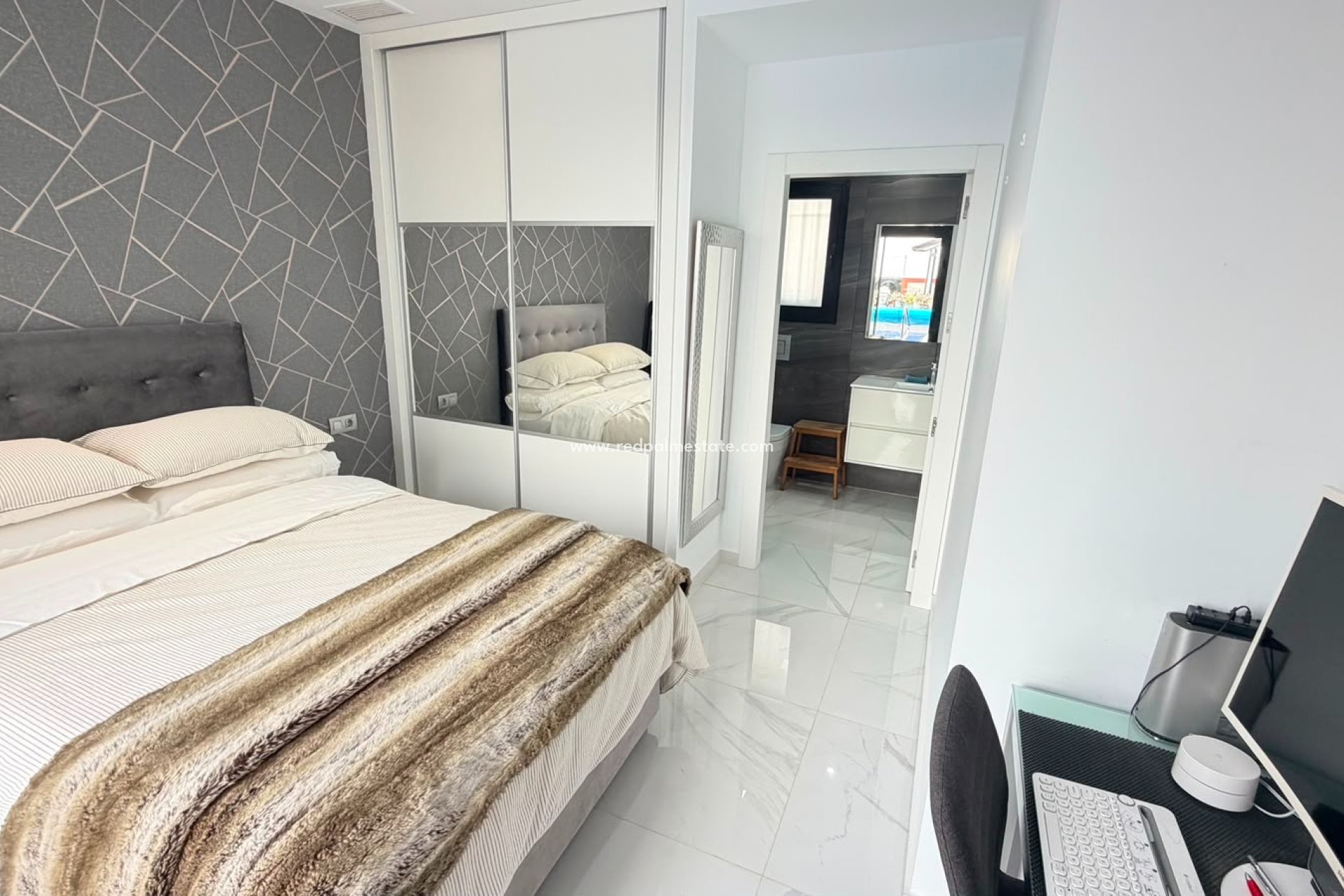 Revente - Villa -
Montesinos - La Herada