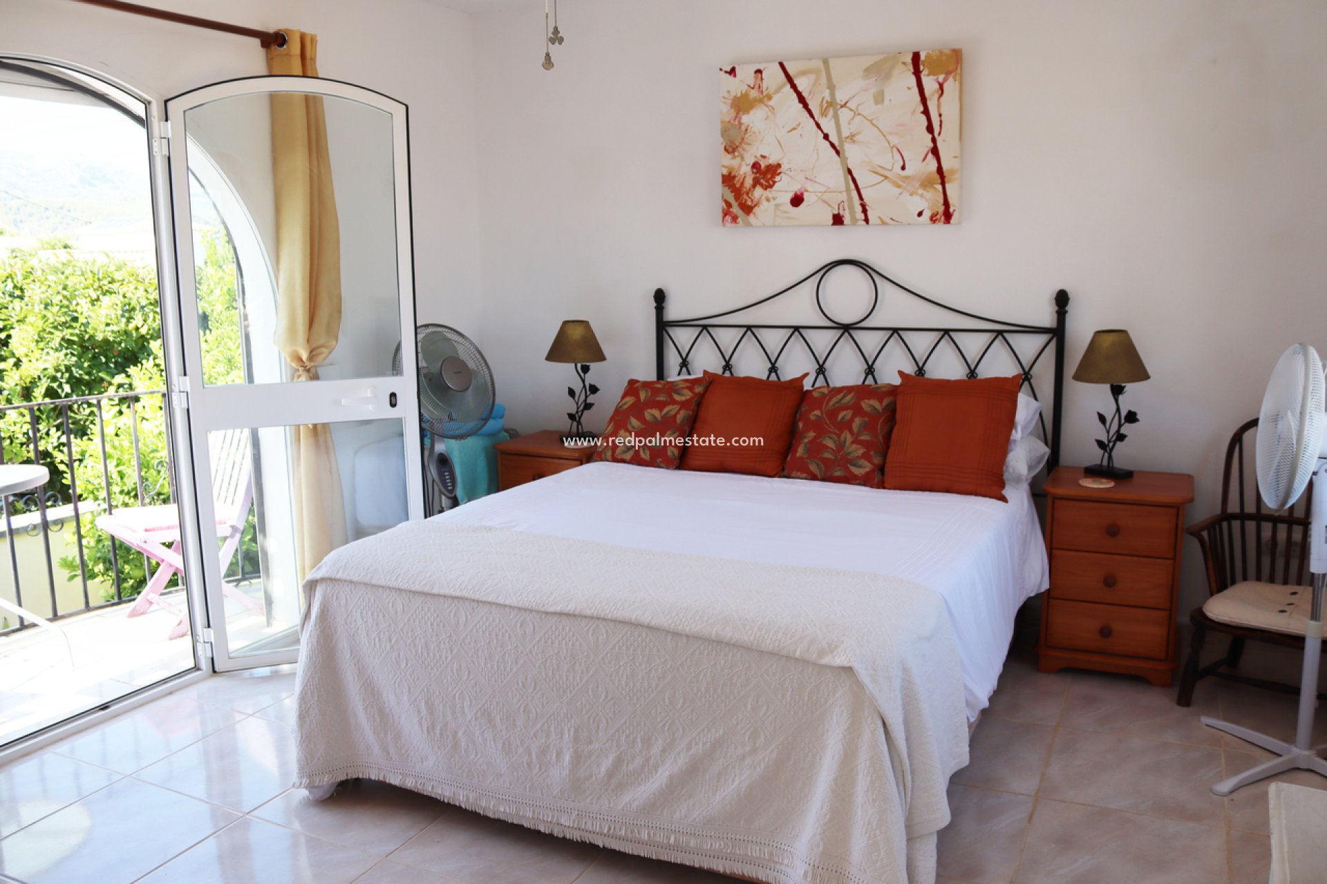 Revente - Villa -
Orba - Inland