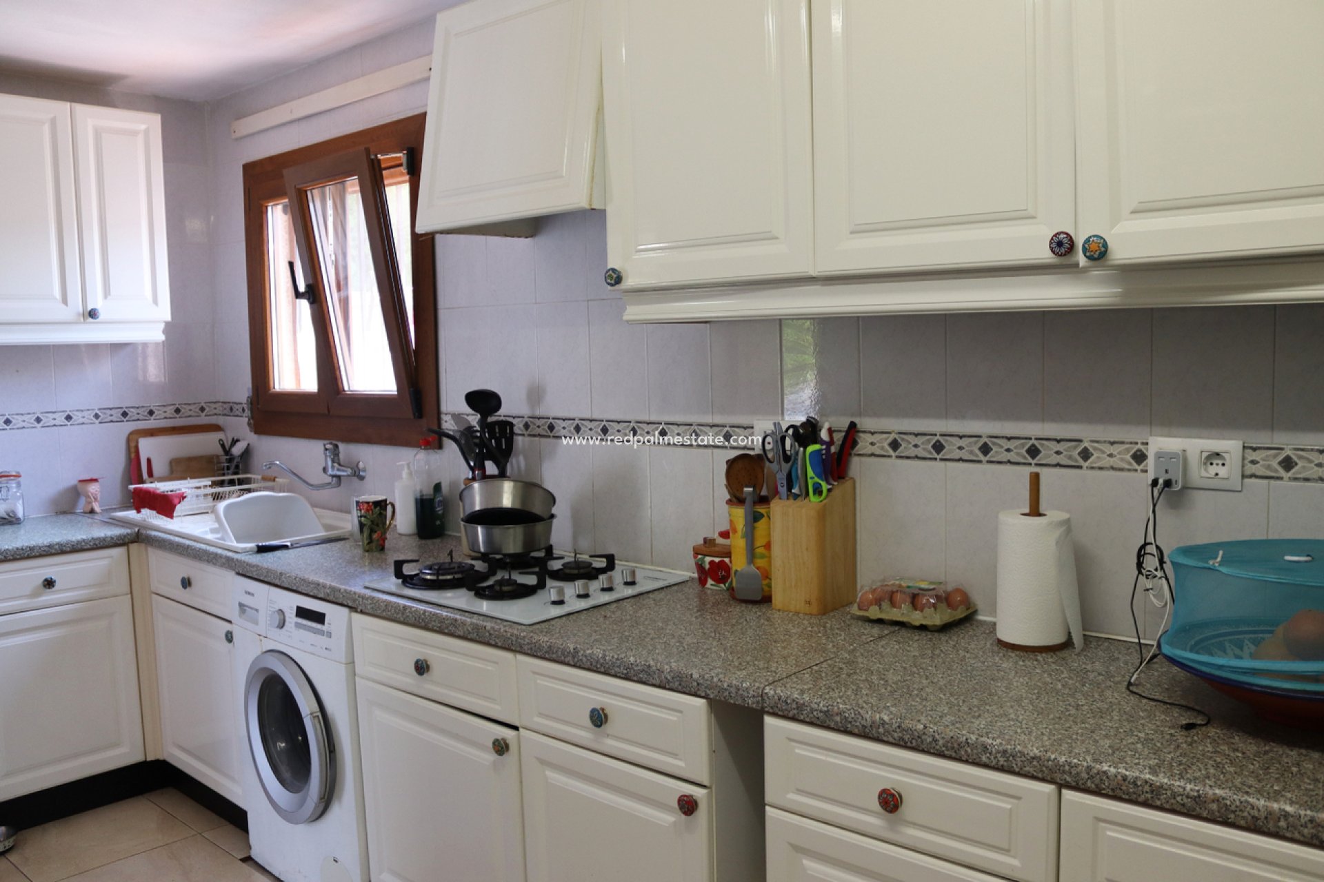 Revente - Villa -
Orba - Inland